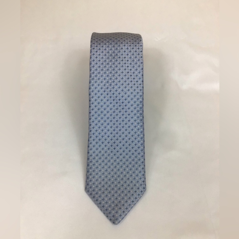 BOSS Hugo Boss New Luxury Blue 100% Silk Geometric Neck Tie